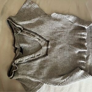 Grey crop top